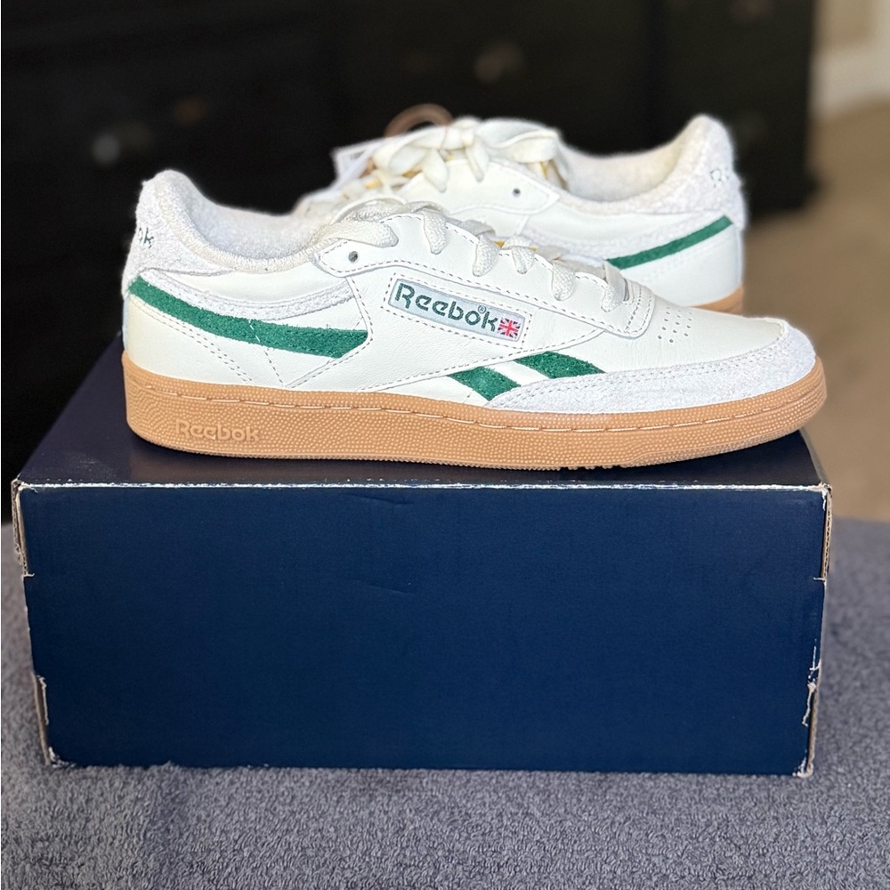NWT Reebok Club C Revenge Vintage Men’s White and Green Sneakers